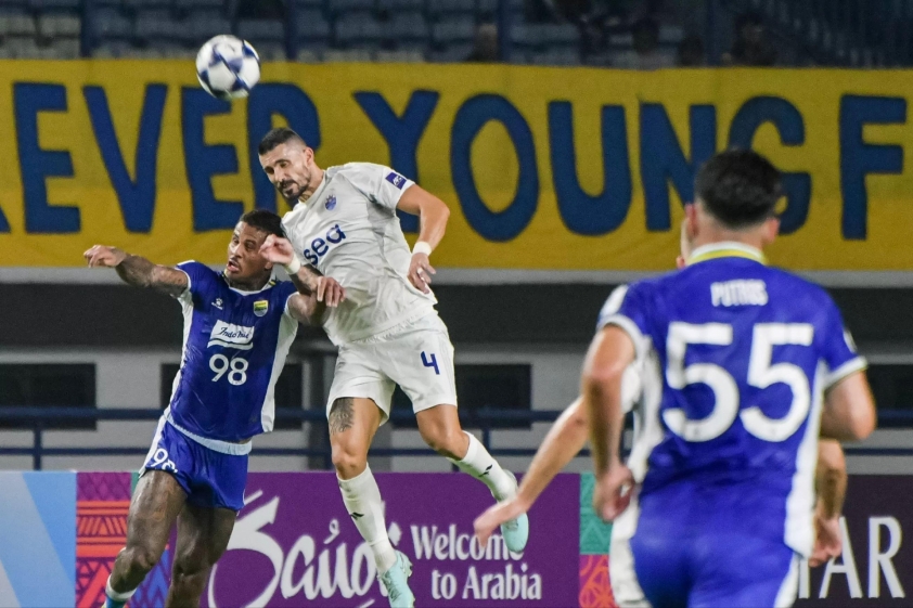 Nhận định Arema FC vs Persib Bandung, 15h30 ngày 22/9/2025 708495