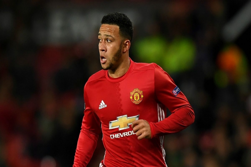 depay da tung khoac ao mu truoc do