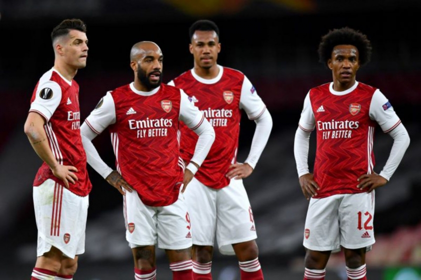 arsenal dang gap kho khan truoc tran ban ket luot ve