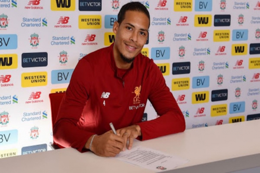van dijk chuan bi ky hop dong moi voi liverpool