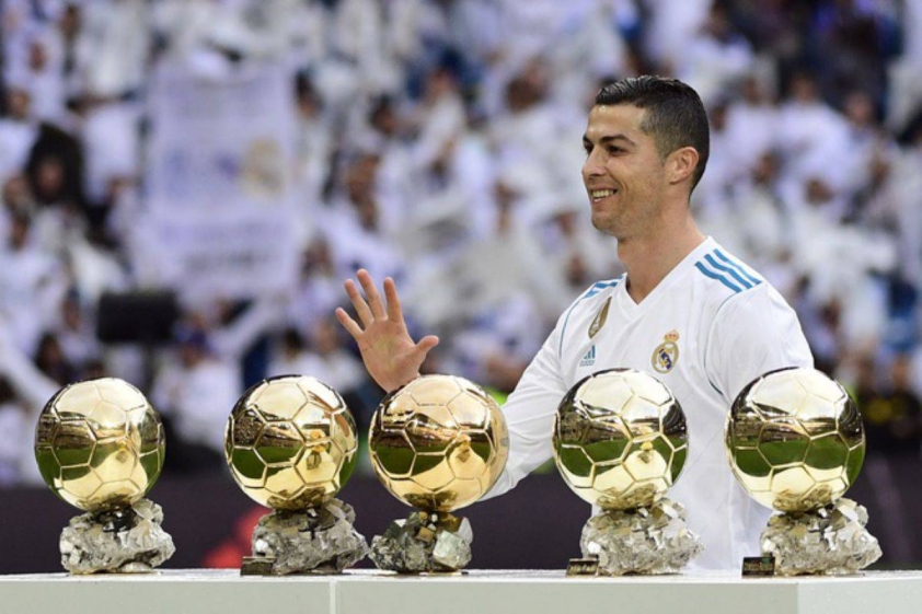 du da 36 tuoi nhung ronaldo van co co hoi gianh qbv thu sau