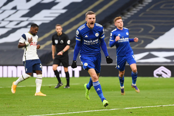 Leicester City đi vào lịch sử theo cách không thể buồn hơn 189629