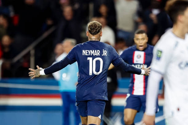 Thiếu chút mất cả sự nghiệp vì pha bóng ác ý, Neymar vẫn bị chửi xối xả 204241