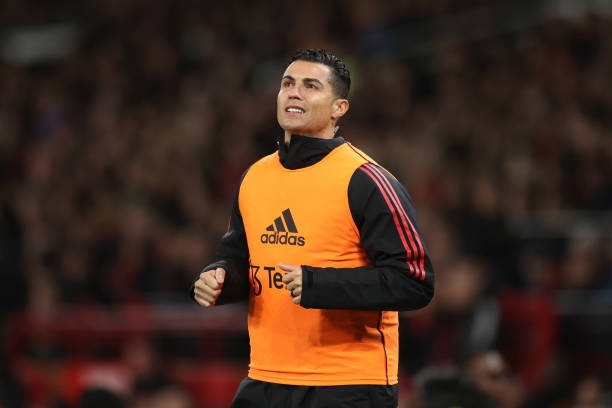 Ronaldo và lựa chọn nhục nhã nhất sự nghiệp: Dự bị hoặc xuống đội trẻ 207975
