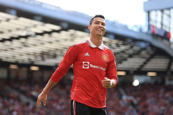 Lộ đội bóng đầu tiên thẳng thừng từ chối chiêu mộ Ronaldo 209560