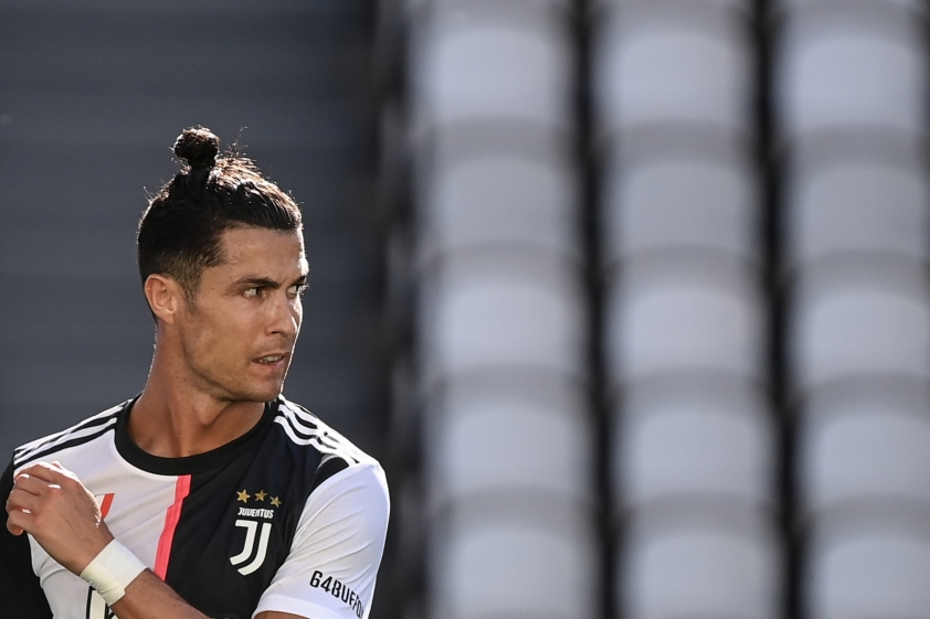 Chốt xong tương lai, Ronaldo chính thức đàm phán hợp đồng với 'gã khổng lồ' 59296