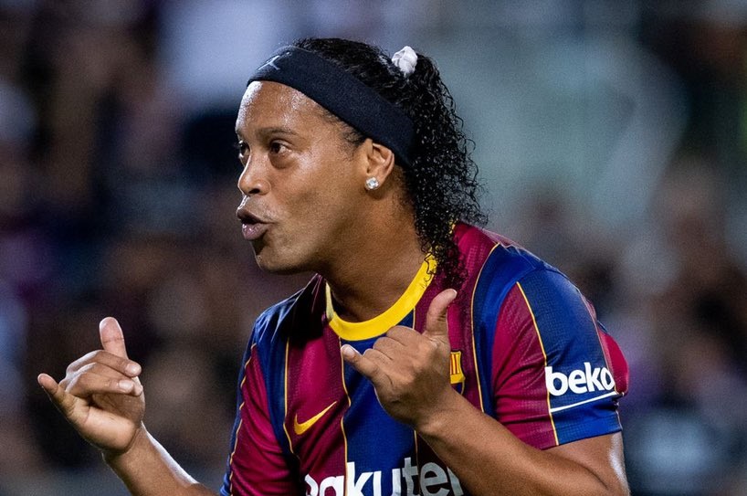 Ronaldinho thi đấu ấn tượng ở trận đấu này. Ảnh: Internet