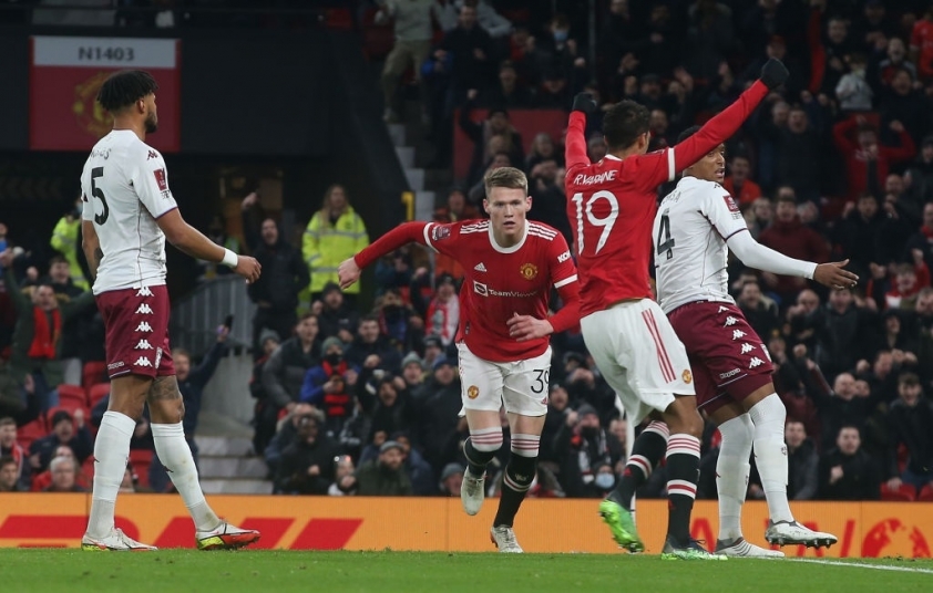 Ronaldo vắng mặt, MU lại may mắn ở Cúp FA-103017