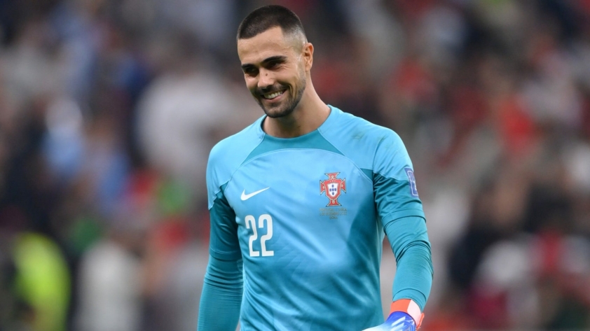 'Đồng đội Ronaldo' báo tin vui, MU sẽ sớm có người thay thế De Gea 286300