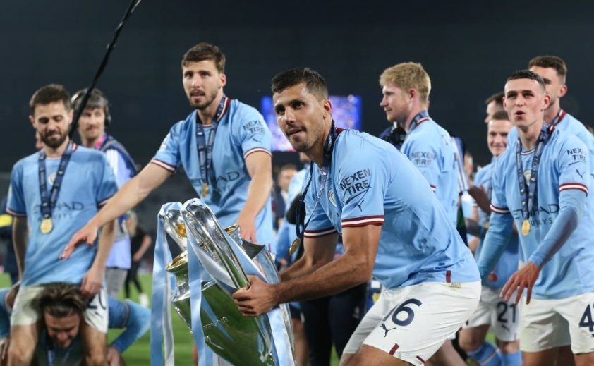 Vừa vô địch, Man City đã xác định thời điểm rước cúp 290800