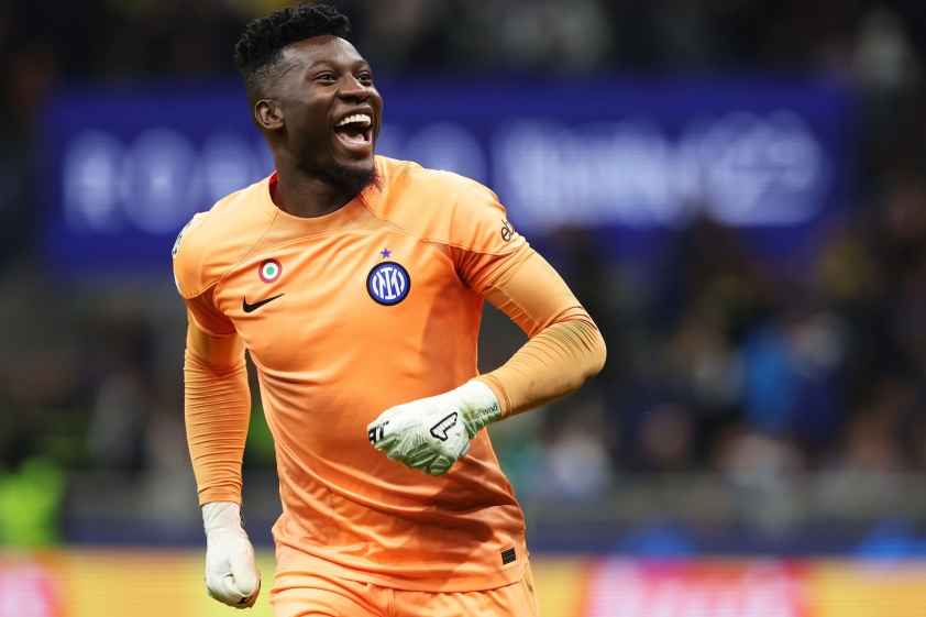 Erik Ten Hag nôn nóng, trả giá 'điên rồ' cho thủ thành thay thế De Gea 296475