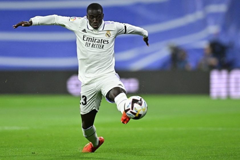 Chủ tịch Perez ra phán quyết, sao hàng đầu Real hết cơ hội tại Bernabeu 309225