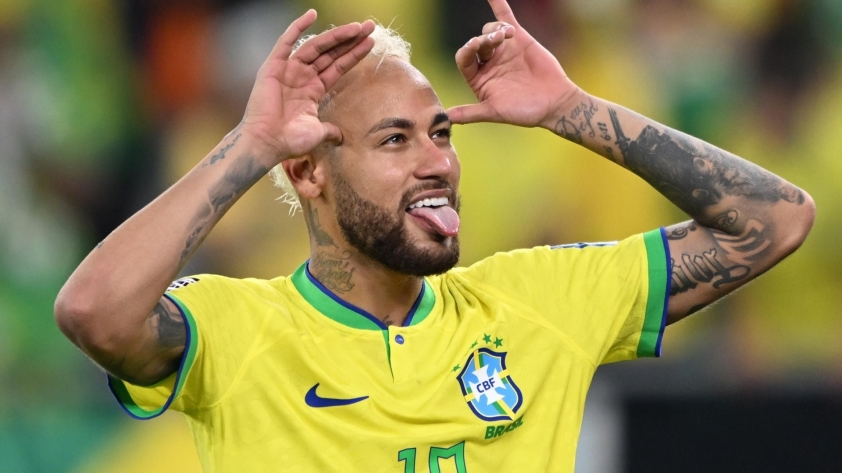 Neymar trước cơ hội phá kỷ lục của cố huyền thoại Pele, nghẹn ngào! 324151