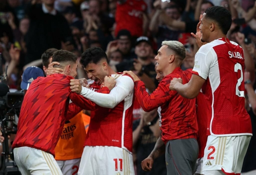 Làm nên lịch sử, Arsenal vỡ òa cảm xúc khi hạ đo ván Man City 338555