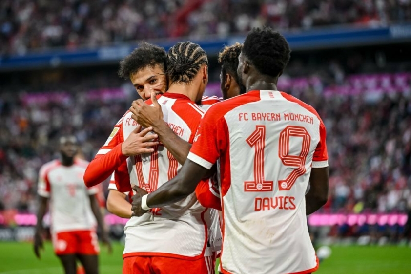 Phá lưới đội khách, Bayern nối dài mạch bất bại tại Bundesliga 338559