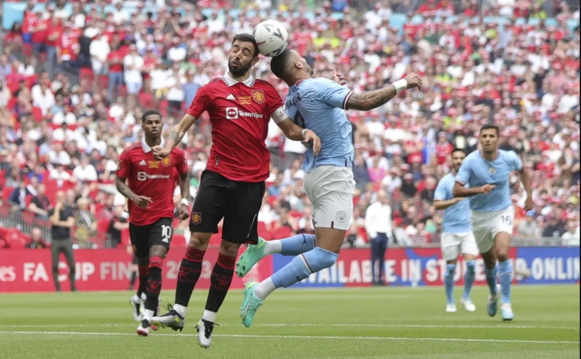 Ten Hag giận dữ phạt học trò sau thất bại trước Man City như thế nào? 349894