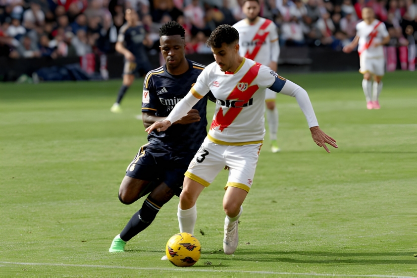 Real Madrid mất điểm đáng tiếc khi phải thi đấu xa nhà tại La Liga 407868