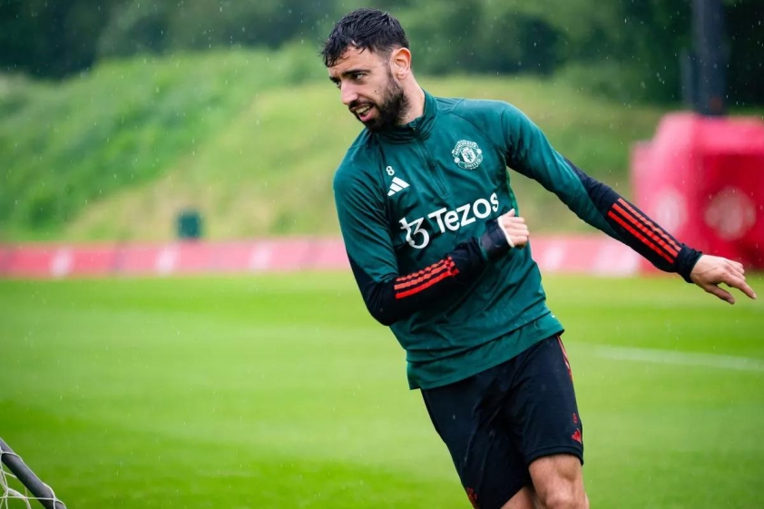 Bruno Fernandes làm rung chuyển MU trước thềm chung kết FA Cup 468700