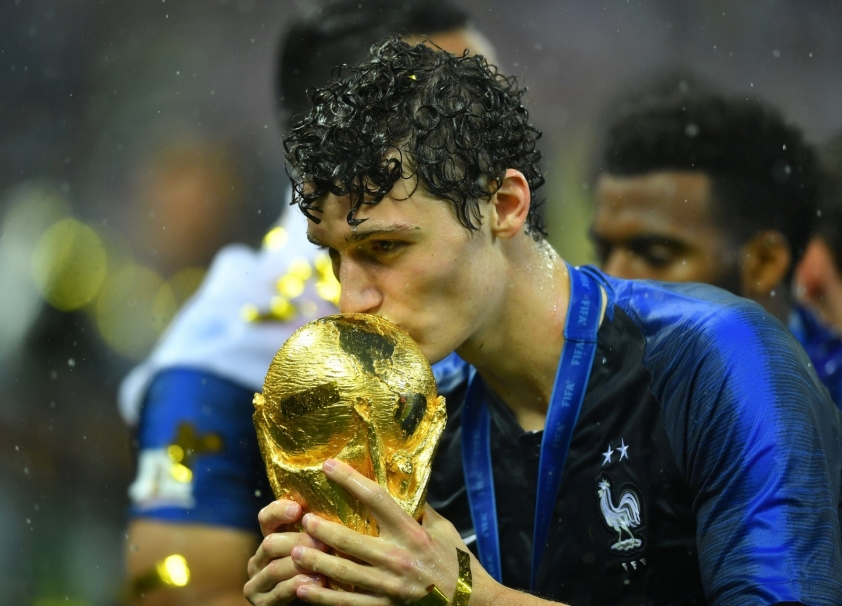 Man United, Liverpool và Real phát cuồng vì chủ nhân của 'bàn thắng đẹp nhất World Cup 2018' 284933