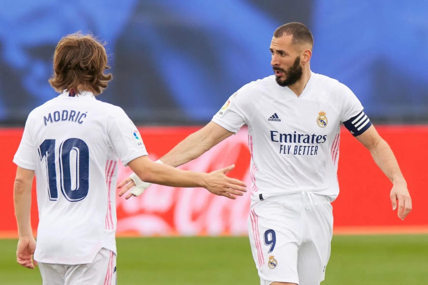 Đồng ý ở lại, Modric vẫn có thể rời Real vì điều khoản 'đặc biệt' 294632