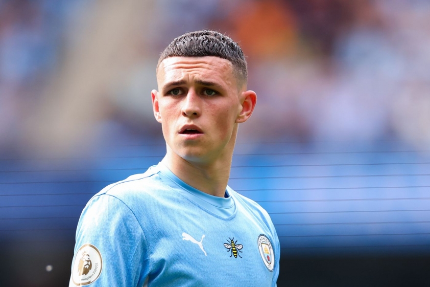 Huyền thoại Liverpool phát biểu, quan ngại về tiềm năng của Phil Foden 312210