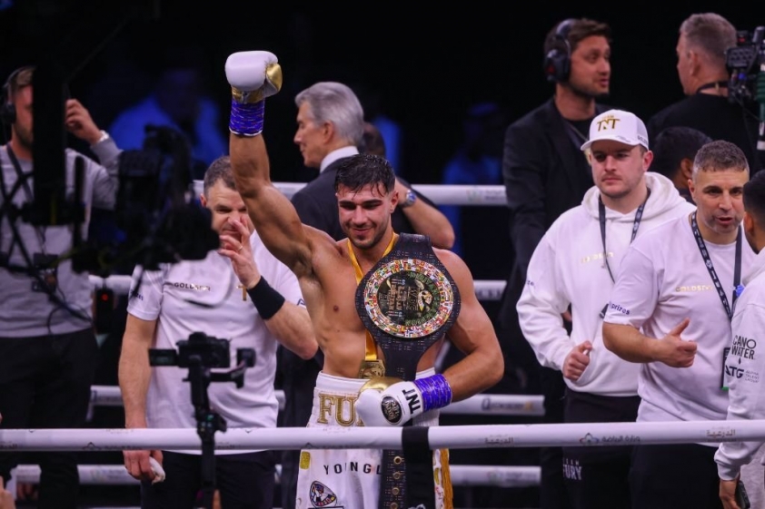 WBC làm đai mới trận đại chiến Fury và Ngannou, fan hâm mộ phẫn nộ 324122
