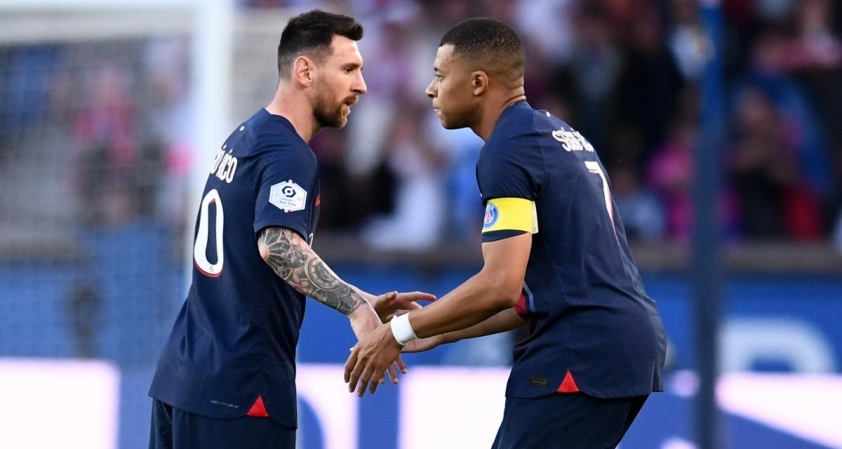 Mbappe đã có quan điểm, rõ luôn cuộc tranh luận giữa Messi và Ronaldo 327027