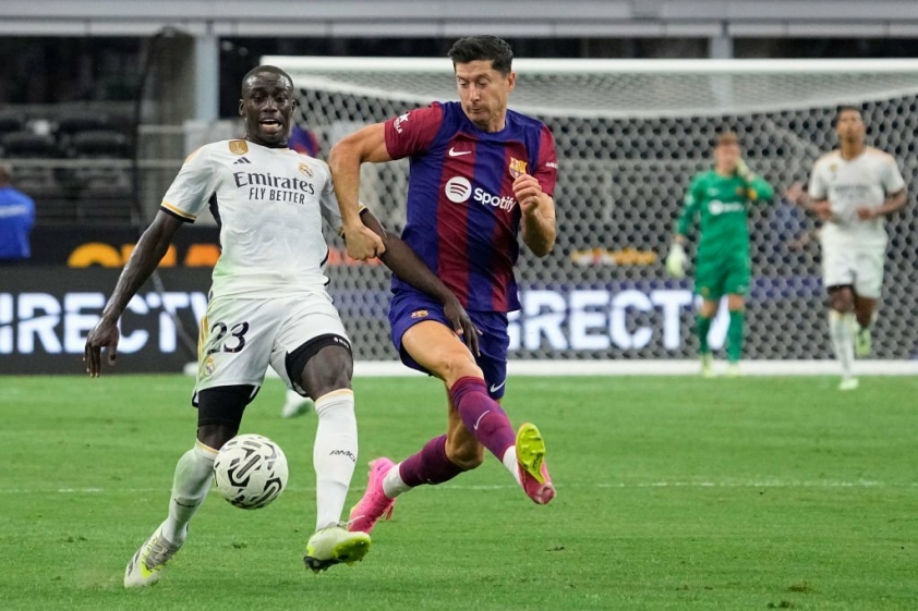 Ra sân tại El Clasico, tài năng trẻ số 1 Barca sẽ lập kỷ lục vô tiền khoáng hậu 347880