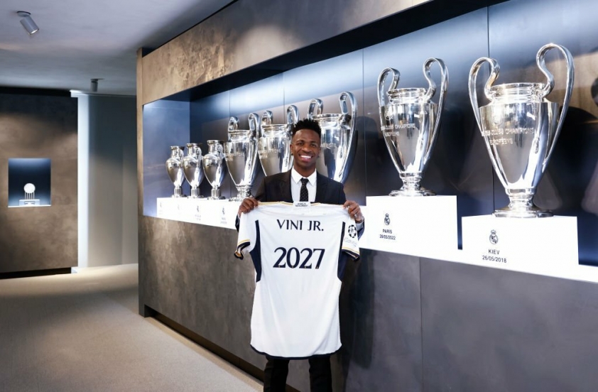 CHÍNH THỨC: Real Madrid giữ chân thành công cầu thủ top 4 Quả bóng vàng 349740