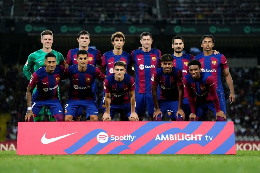Đẳng cấp làm kinh tế, Barca nhận cú hích lớn dù 'nợ như chúa chổm' 356369