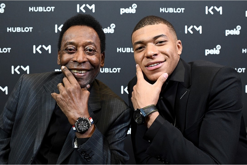 Không phải Ronaldo hay Henry, Mbappe có lối chơi tương đồng với 'vua bóng đá' 363722