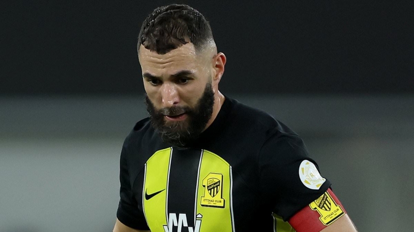 Trực tiếp chuyển nhượng 26/1: Mbappe đẩy sao số Real Madrid, ngã ngũ Benzema tới MU 397619