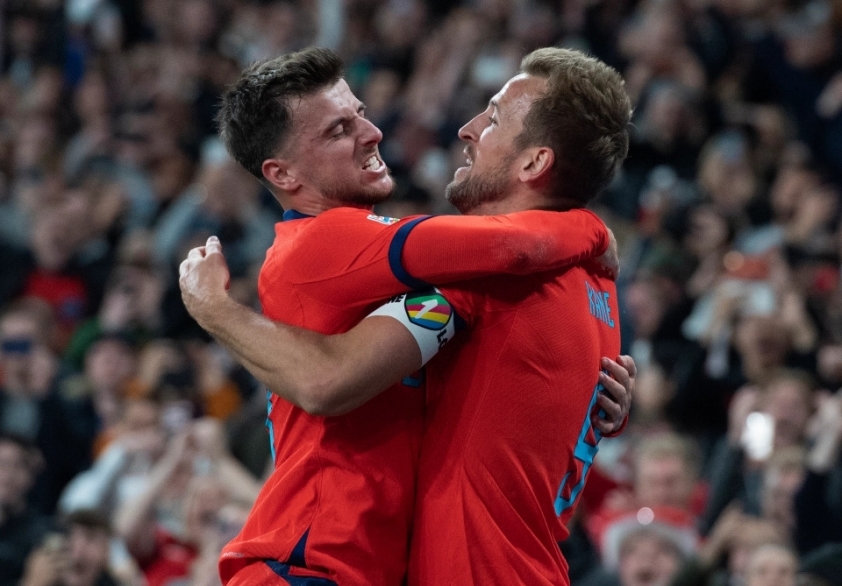 Ten hag quyết xây dựng “đội hình trong mơ” ngay trong hè này 287491