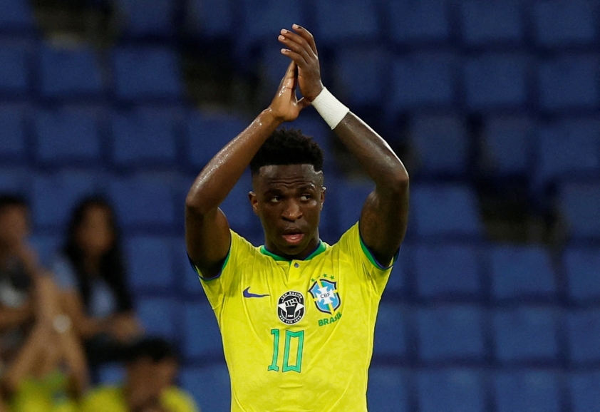 Vinicius nhận đặc ân từ quê nhà Brazil 299981