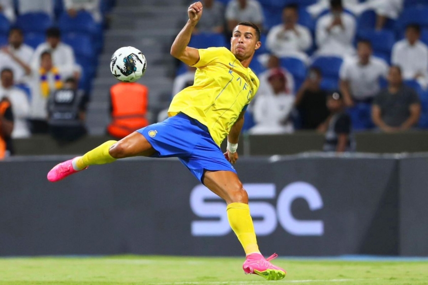 Ronaldo lại tiếp tục làm hành động 'xấu xí' 308917