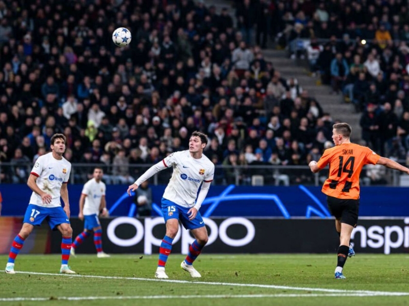 Thi đấu bế tắc, Barca nhận trận thua đầu tiên tại vòng bảng Champions League 353120