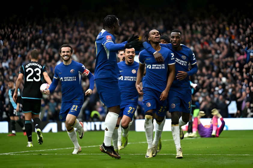 Bùng nổ phút bù giờ, Chelsea tiến vào bán kết FA Cup 423696