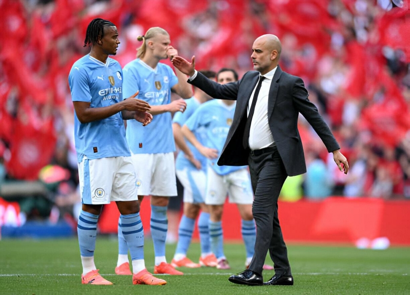 Chùm ảnh: Man City thất thần vì mất chức vô địch FA CUP 469367