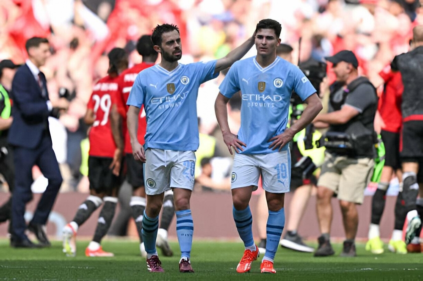 Chùm ảnh: Man City thất thần vì mất chức vô địch FA CUP 469368
