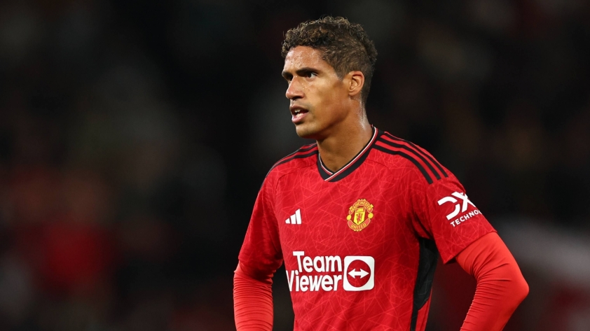 SỐC: MU bất ngờ 'mở cửa' cho Ả Rập Saudi hỏi mua Varane 316171