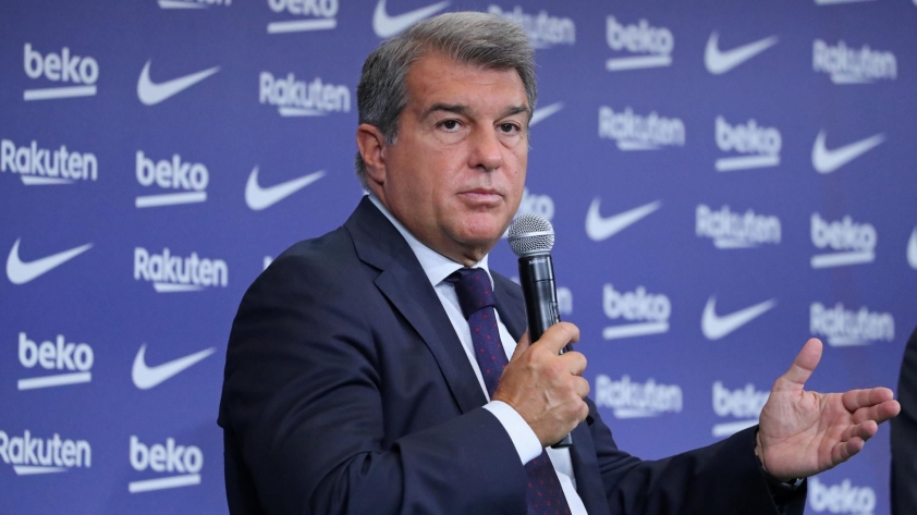 Barca bỏ bữa sáng của cầu thủ để... tiết kiệm tiền 316729