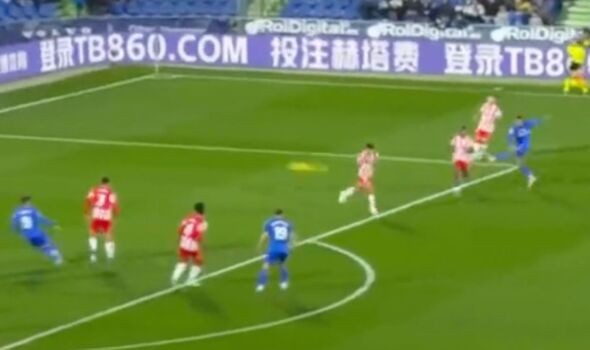 man-utd-mason-greenwood-scored-a-screamer-for-getafe-5085364-1700940206.jpg
