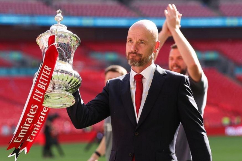 Ten Hag ở lại Man Utd: Sir Jim Ratcliffe phải nhượng bộ 479425
