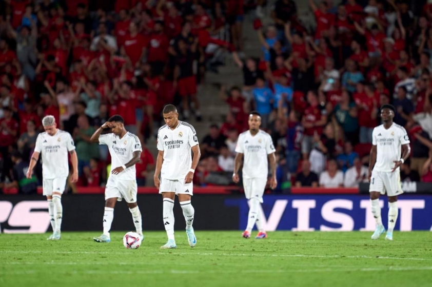 Mất điểm ngày ra quân, Ancelotti lên tiếng cảnh cáo cầu thủ Real Madrid 515230