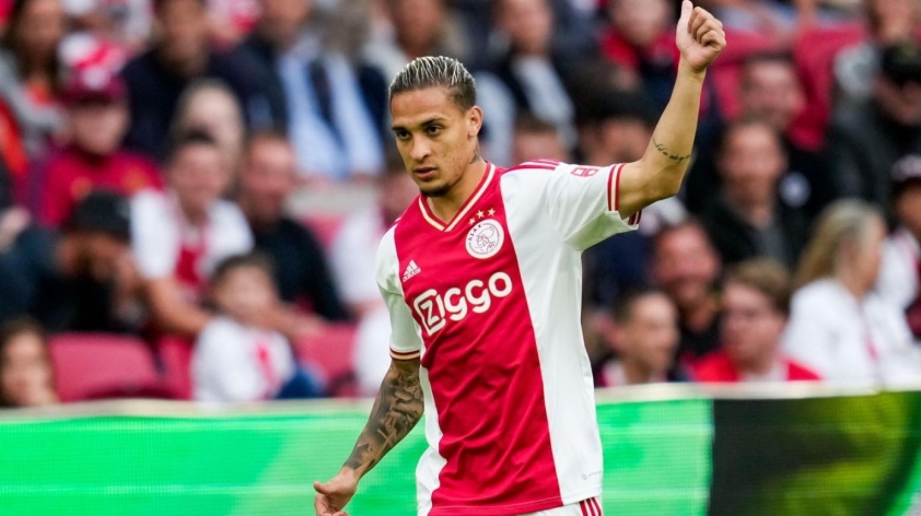 Ajax phản hồi tin MU 'trả hàng' Antony 545737