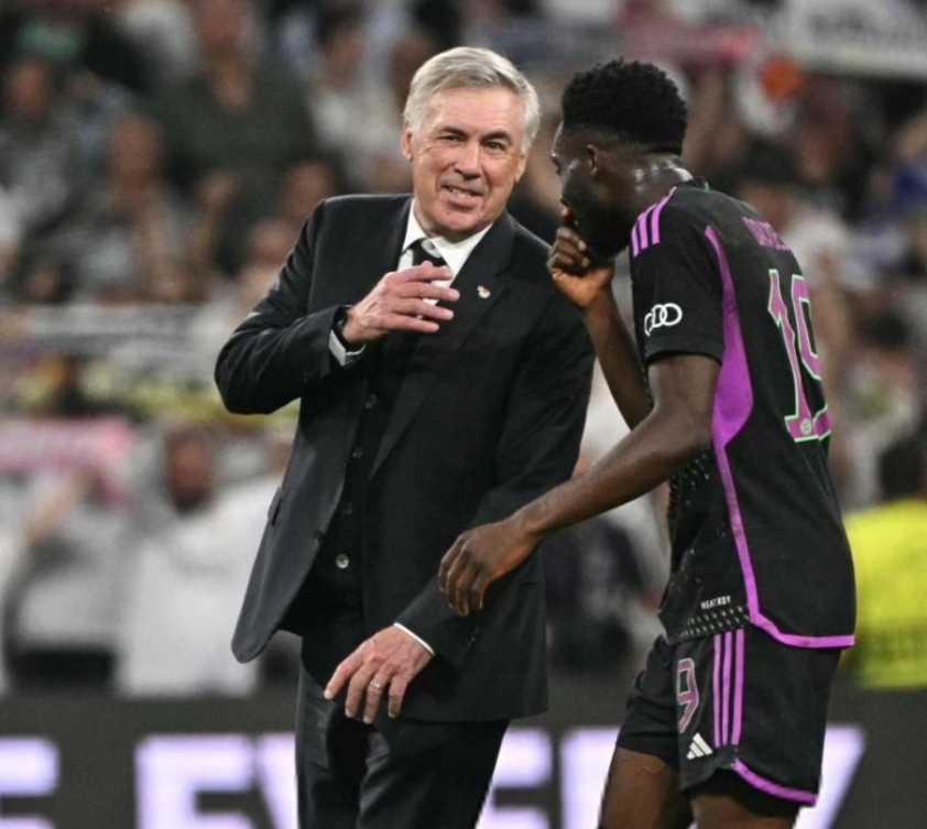 Alphonso Davies đồng ý gia nhập Real Madrid-556636