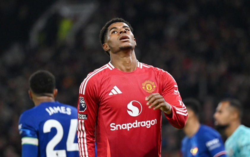 Fan MU 'giật mình' phát hiện Rashford đáng bị đuổi từ 7 năm trước-573813