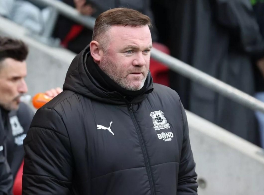 'Rooney, hãy biến khỏi CLB này đi!'-576378