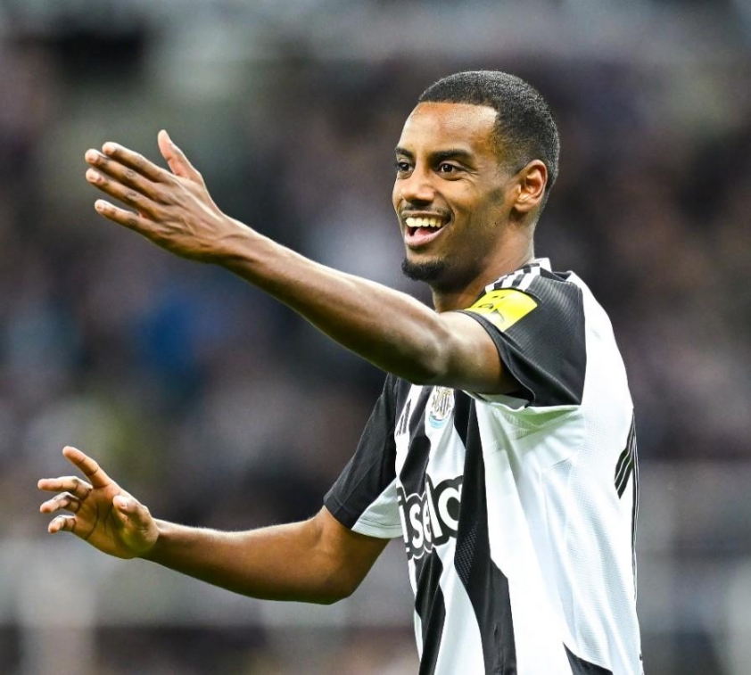 Isak tỏa sáng, MU thất bại cay đắng trước Newcastle 576764