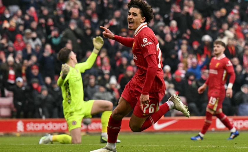 Trực tiếp Liverpool 3-0 Accrington: Danns lập công 581786